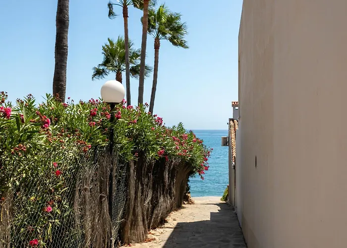 Pia's Sea Dream By Interhome Apartment